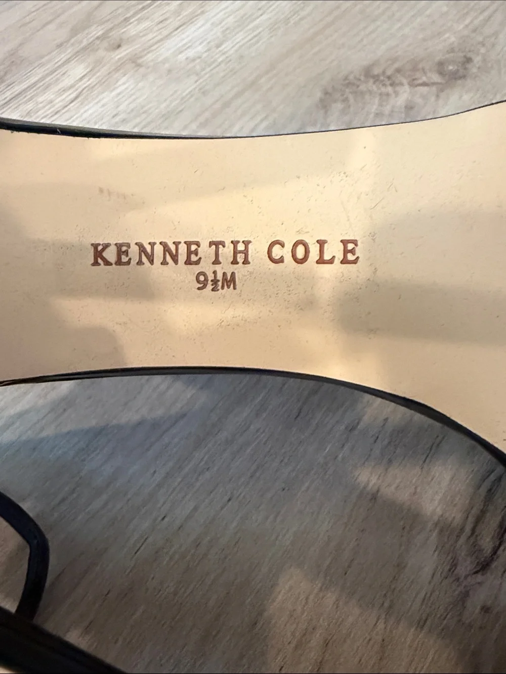 KENNETH COLE NEW YORK BLACK PATENT  ANKLE STRAP STILETTO HEELS SIZE 9.5